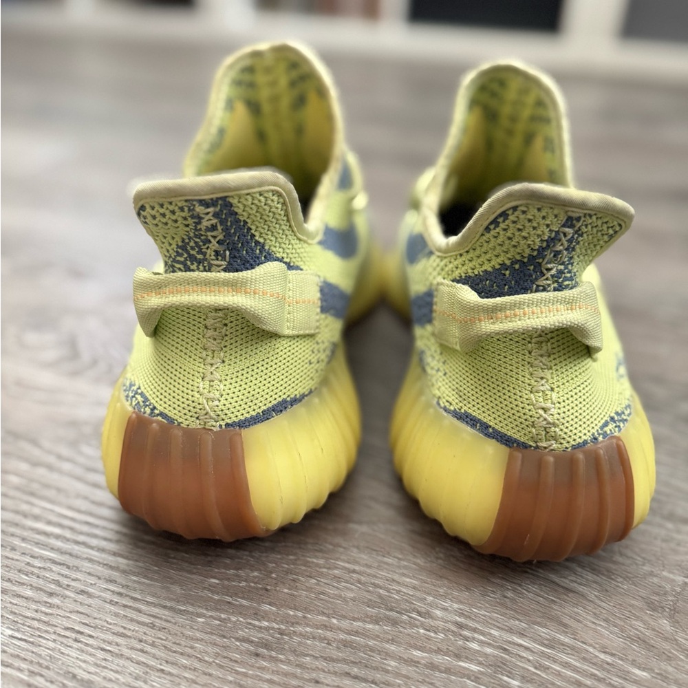 Yeezy Boost 350 V2 Mens Semi Frozen Yellow with Orange SPLY-350 - Picture 6 of 9